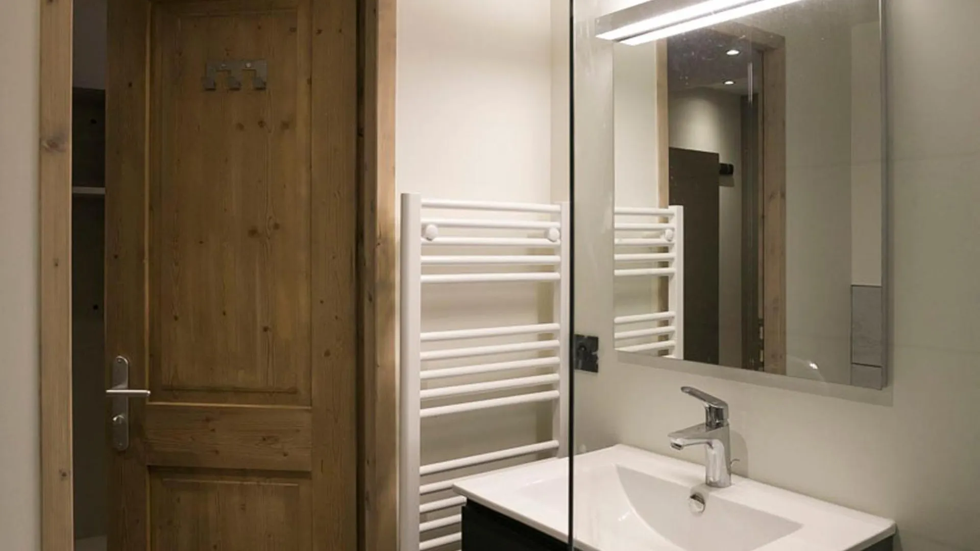 Studio Renove Au Pied Des Pistes, Balcon, Wifi Gratuit, Plein Centre - Fr-1-346-392 Les Arcs